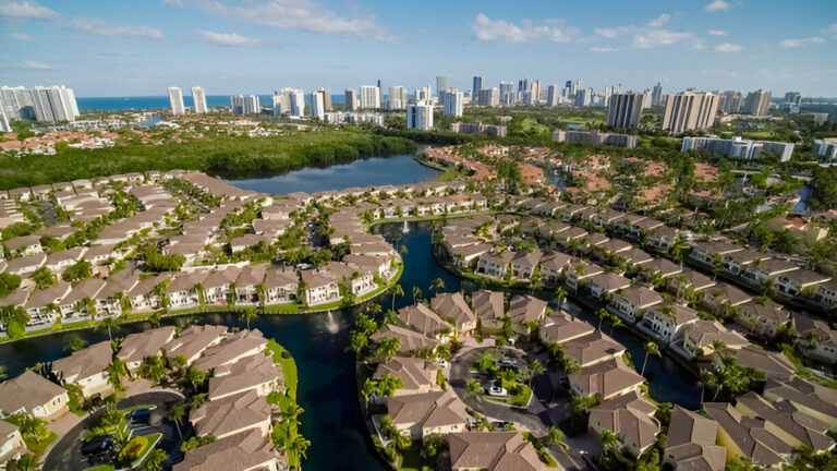 Finding the Perfect Luxury Property: Tips from an Experienced Miami Real Estate Consultant